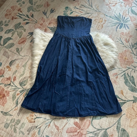 ZARA Strapless Denim Basque Waist Midi Dress - Picture 4 of 7
